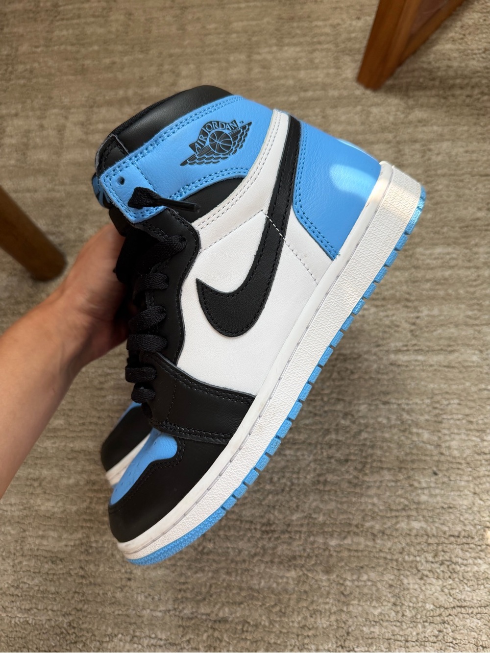 Jordan 1 Retro High OG UNC Toe